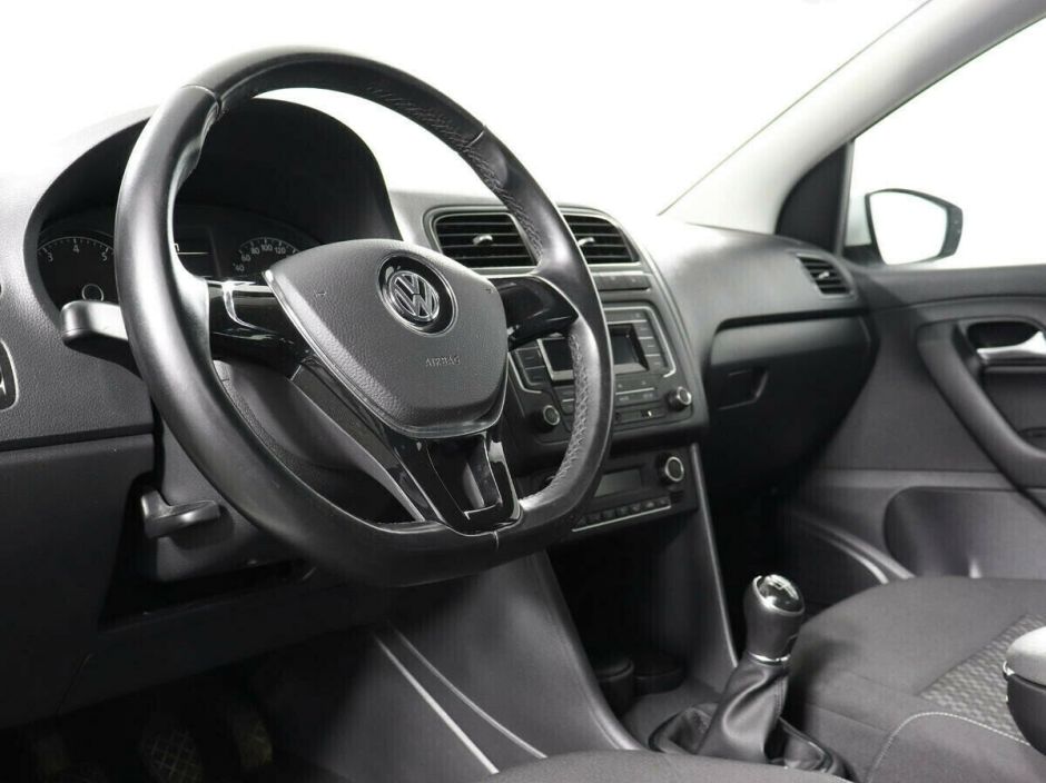 Volkswagen Polo 1.6 МКПП, 2016, 93 000 км фото 5