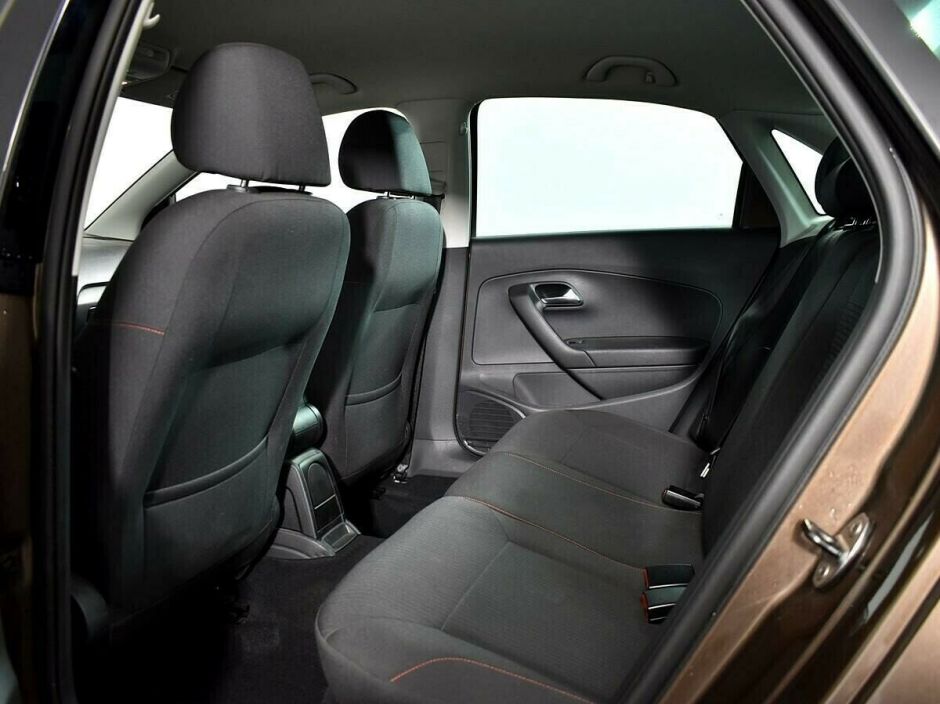 Volkswagen Polo 1.6 МКПП, 2017, 81 000 км фото 6