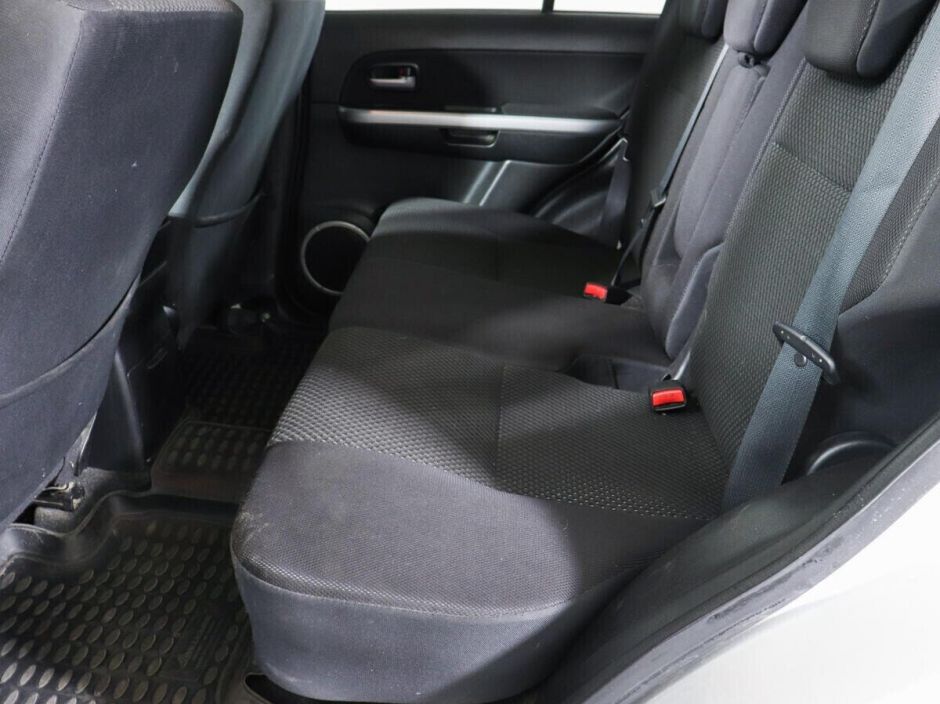 Suzuki Grand Vitara 2.0 МКПП, 2011, 145 000 км фото 9