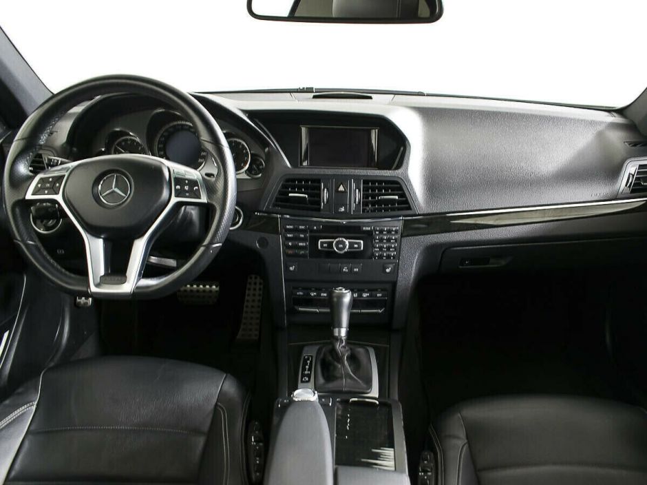 Mercedes-Benz E-Класс 1.8 АКПП, 2011, 152 000 км фото 5