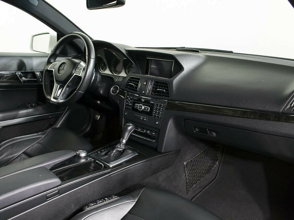 Mercedes-Benz E-Класс 1.8 АКПП, 2011, 152 000 км фото 10