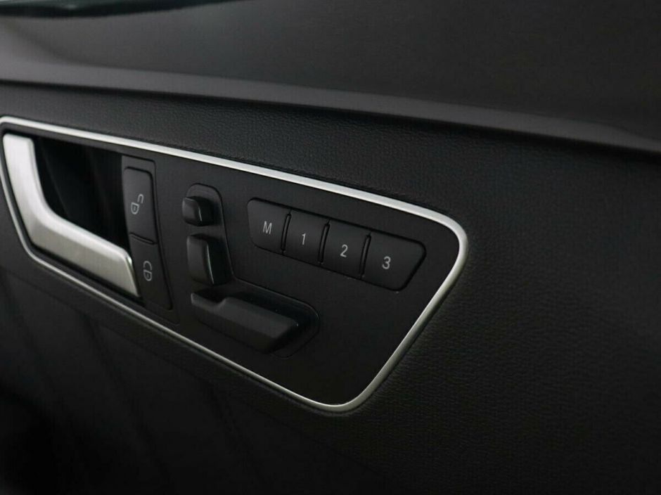 Mercedes-Benz E-Класс 3.5 АКПП, 2011, 144 000 км фото 12