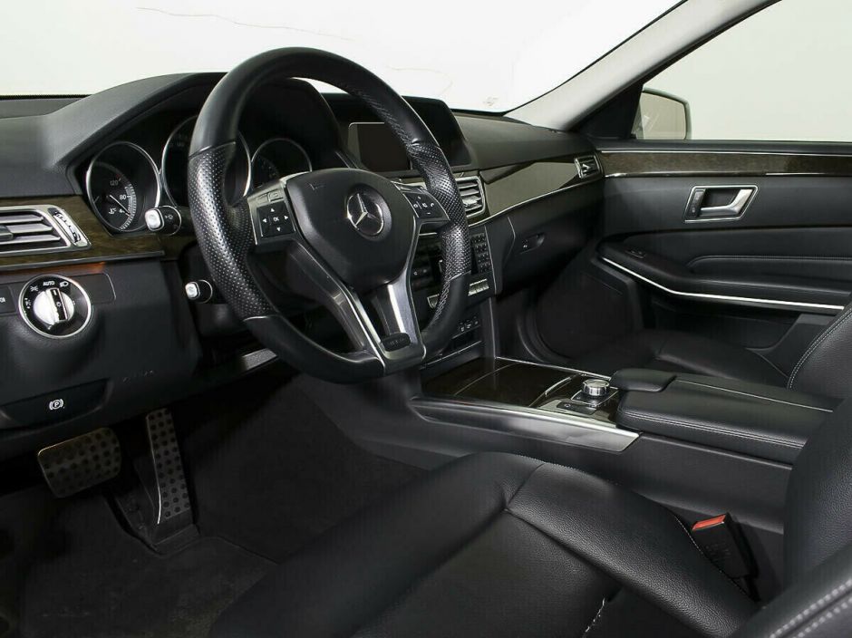 Mercedes-Benz E-Класс 2.0 АКПП, 2013, 126 000 км фото 8