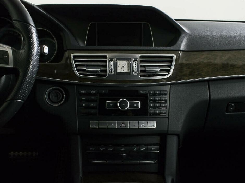 Mercedes-Benz E-Класс 2.0 АКПП, 2013, 126 000 км фото 10