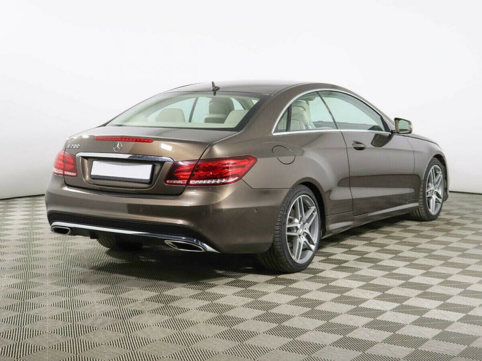 Mercedes-Benz E-Класс 2.0 АКПП, 2015, 97 000 км фото 3