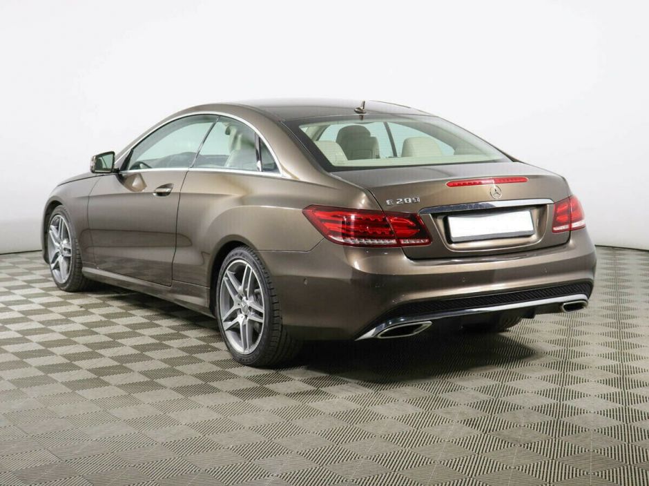 Mercedes-Benz E-Класс 2.0 АКПП, 2015, 97 000 км фото 4