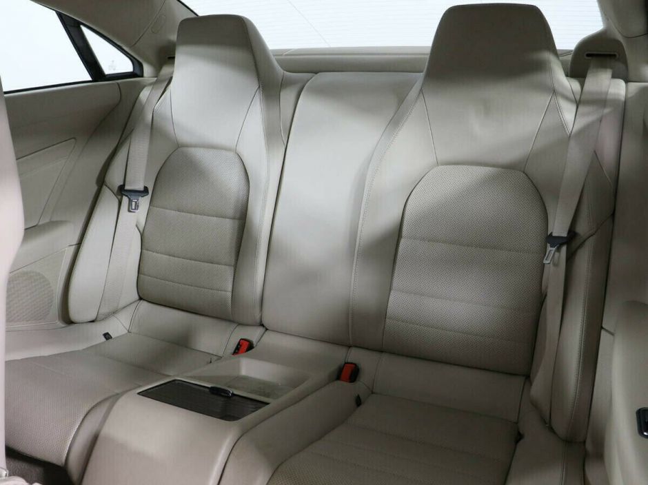 Mercedes-Benz E-Класс 2.0 АКПП, 2015, 97 000 км фото 7