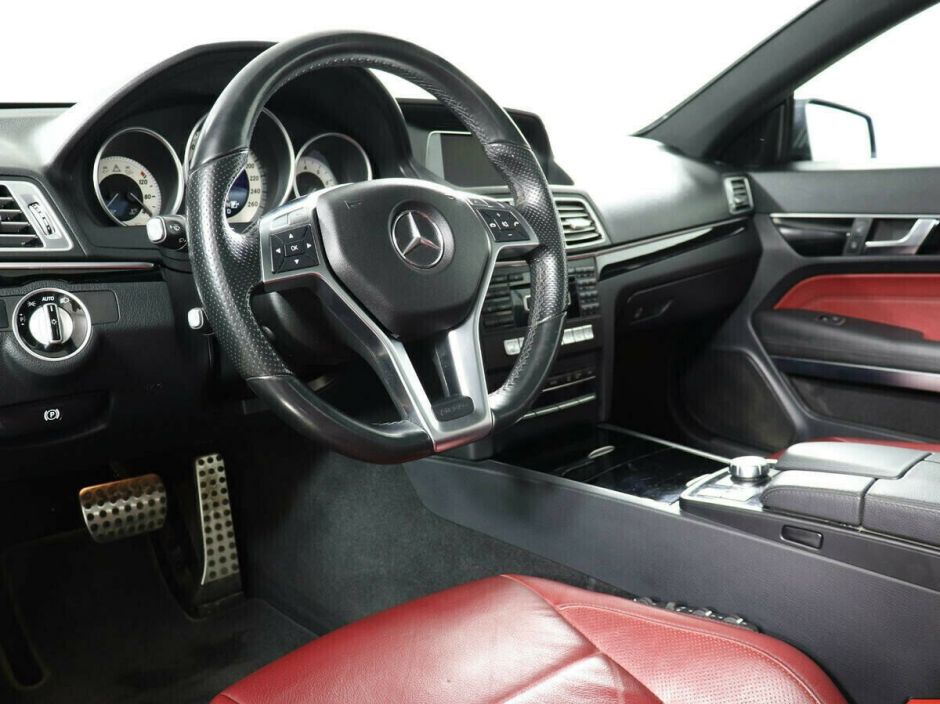 Mercedes-Benz E-Класс 2.0 АКПП, 2016, 95 000 км фото 9