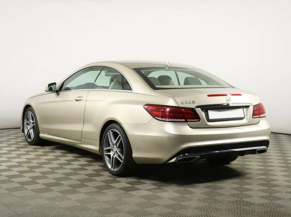 Mercedes-Benz E-Класс 2.0 АКПП, 2014, 112 000 км фото 4