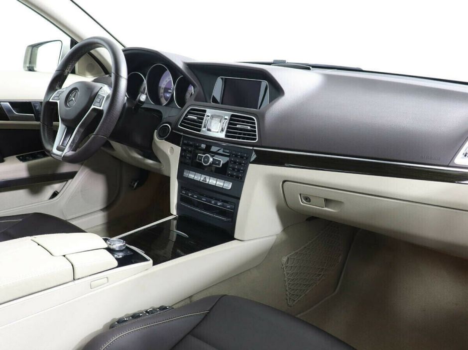 Mercedes-Benz E-Класс 2.0 АКПП, 2014, 112 000 км фото 8