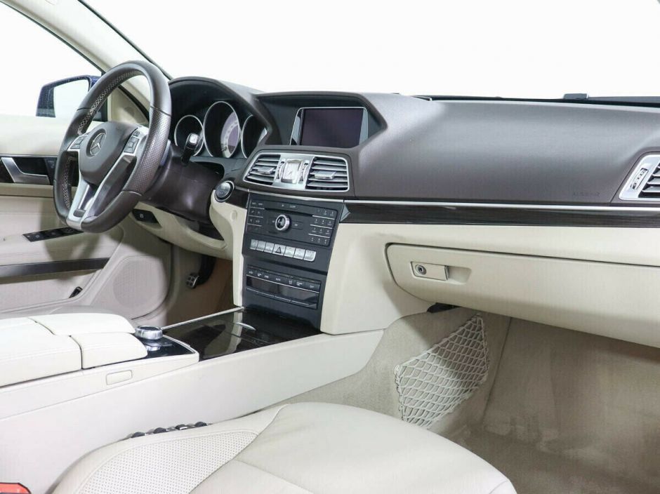 Mercedes-Benz E-Класс 2.0 АКПП, 2013, 119 000 км фото 5