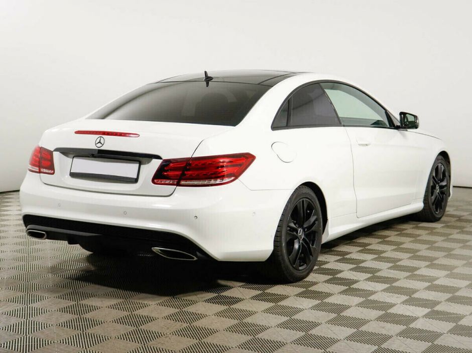 Mercedes-Benz E-Класс 2.0 АКПП, 2016, 98 000 км фото 4