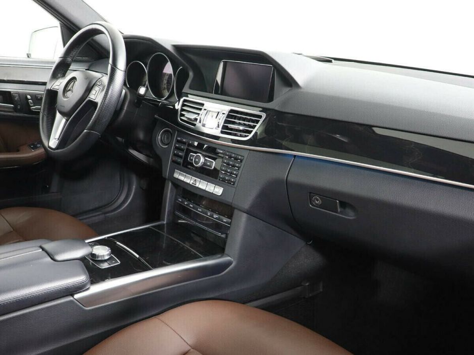 Mercedes-Benz E-Класс 3.0 АКПП, 2014, 119 000 км фото 9