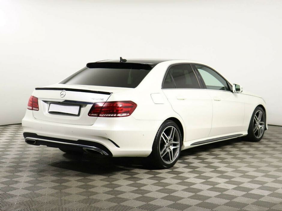 Mercedes-Benz E-Класс 3.5 АКПП, 2015, 103 000 км фото 3