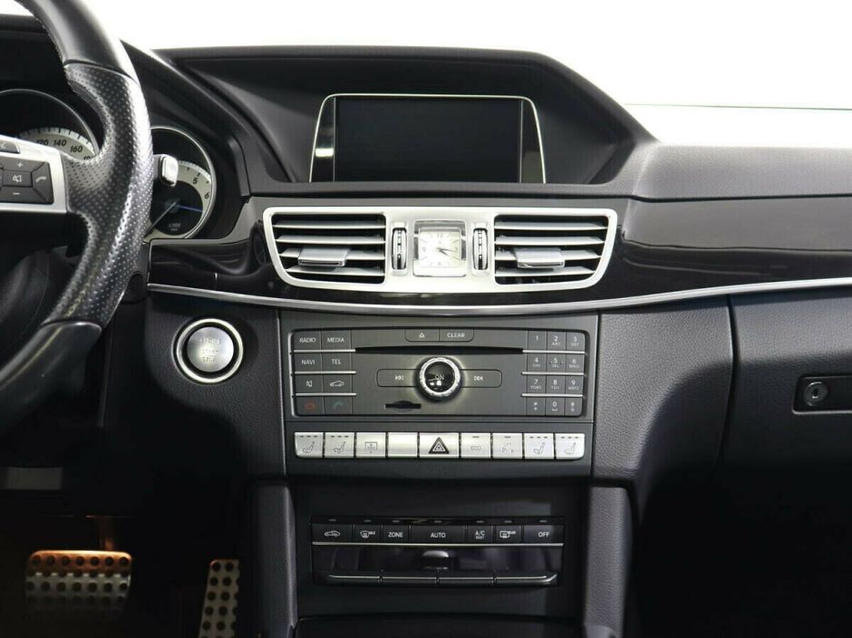 Mercedes-Benz E-Класс 3.5 АКПП, 2014, 113 000 км фото 8