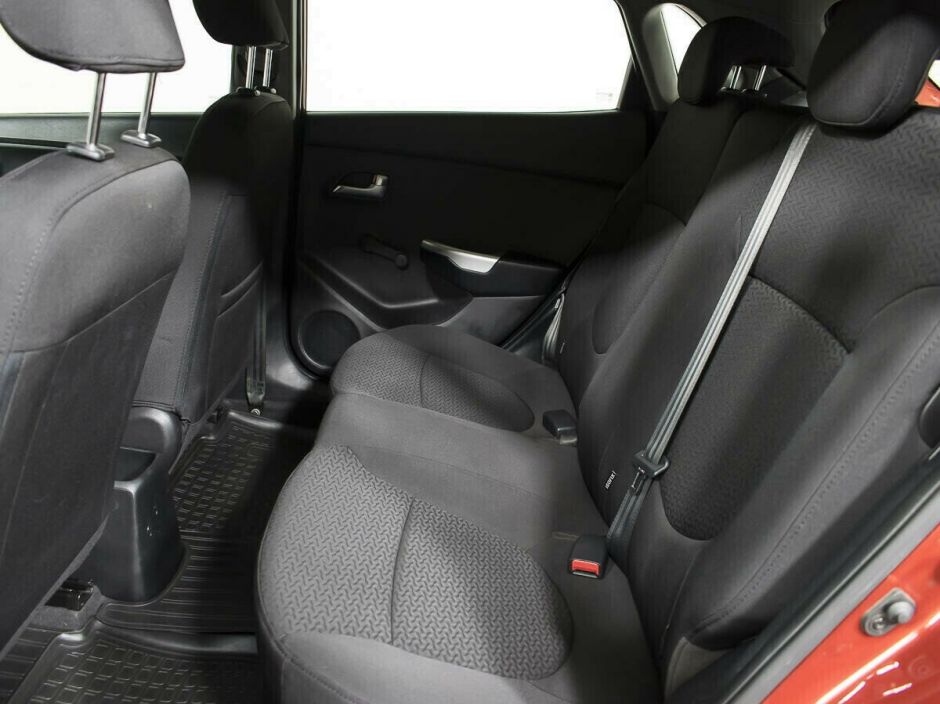 Kia Rio 1.6 МКПП, 2013, 121 000 км фото 6