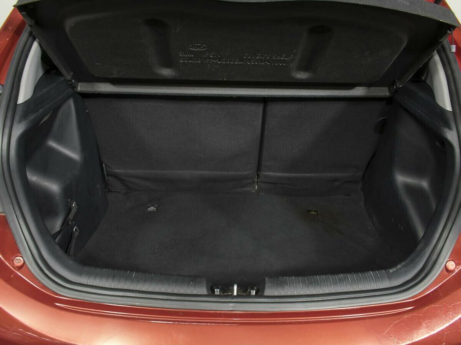 Kia Rio 1.6 МКПП, 2013, 121 000 км фото 7