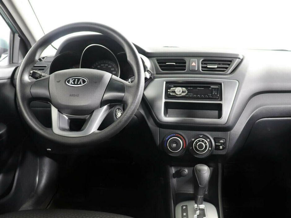 Kia Rio 1.4 АКПП, 2014, 108 000 км фото 6