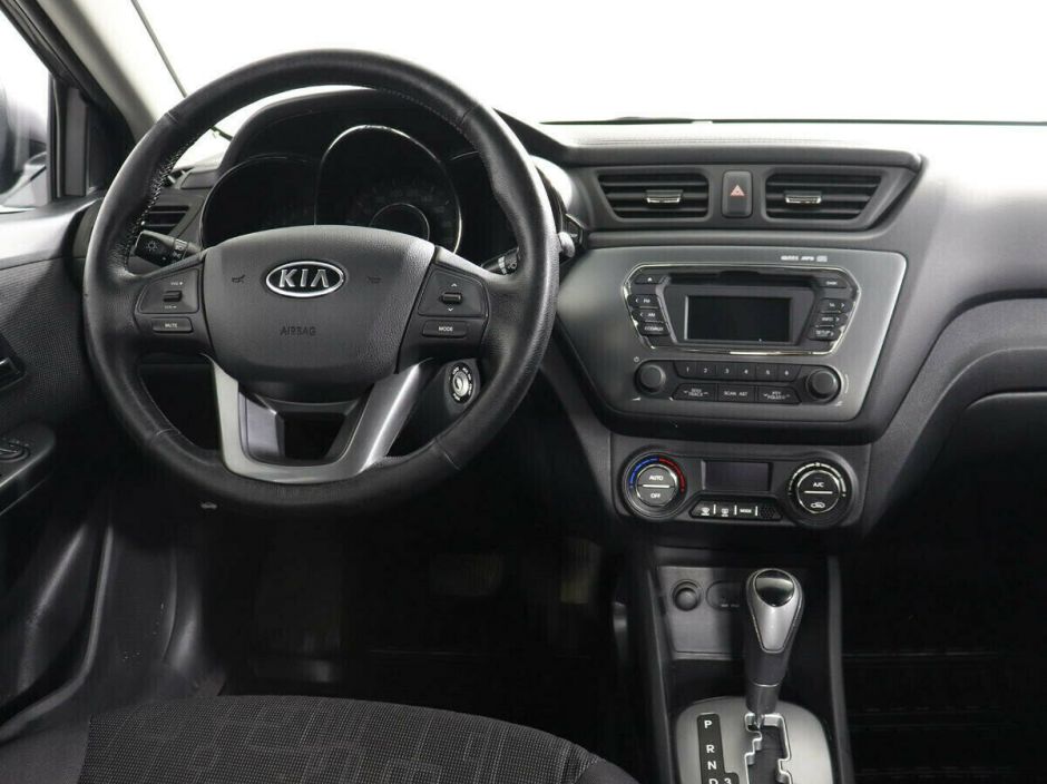 Kia Rio 1.6 АКПП, 2014, 119 000 км фото 9