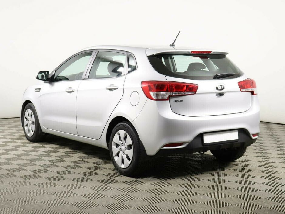 Kia Rio 1.6 АКПП, 2016, 98 000 км фото 4