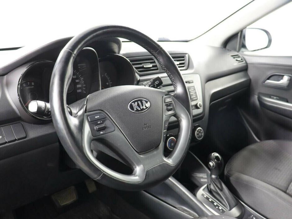 Kia Rio 1.6 АКПП, 2016, 98 000 км фото 5