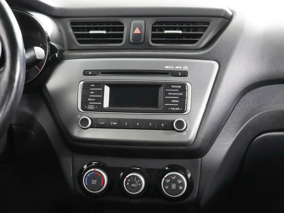 Kia Rio 1.6 АКПП, 2017, 81 000 км фото 8