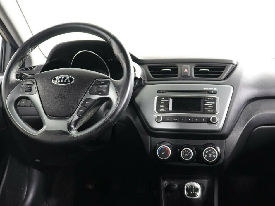 Kia Rio 1.6 МКПП, 2017, 86 000 км фото 9