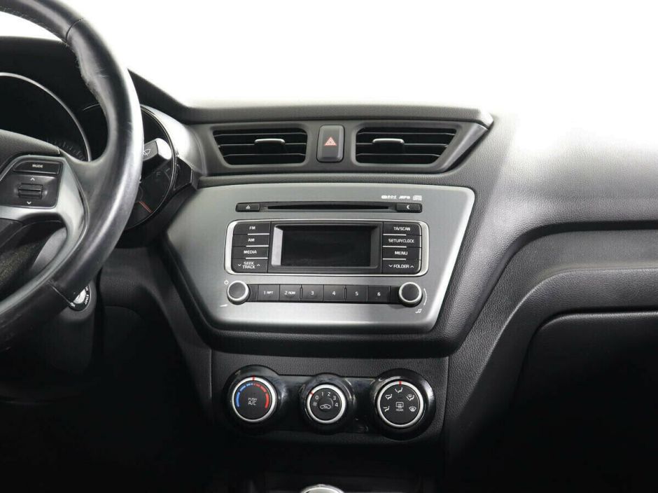 Kia Rio 1.6 МКПП, 2017, 86 000 км фото 10