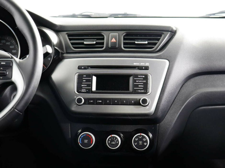 Kia Rio 1.6 МКПП, 2017, 78 000 км фото 7
