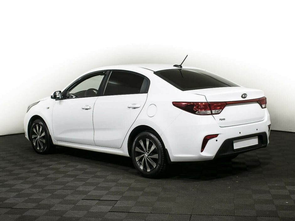 Kia Rio 1.6 АКПП, 2018, 63 000 км фото 4