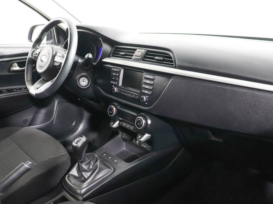 Kia Rio 1.6 МКПП, 2019, 60 000 км фото 7