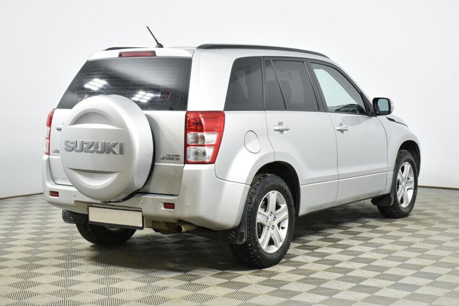 Suzuki Grand Vitara 2.4 АКПП, 2012, 133 000 км фото 2