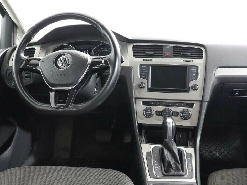 Volkswagen Golf 1.6 АКПП, 2016, 85 000 км фото 5