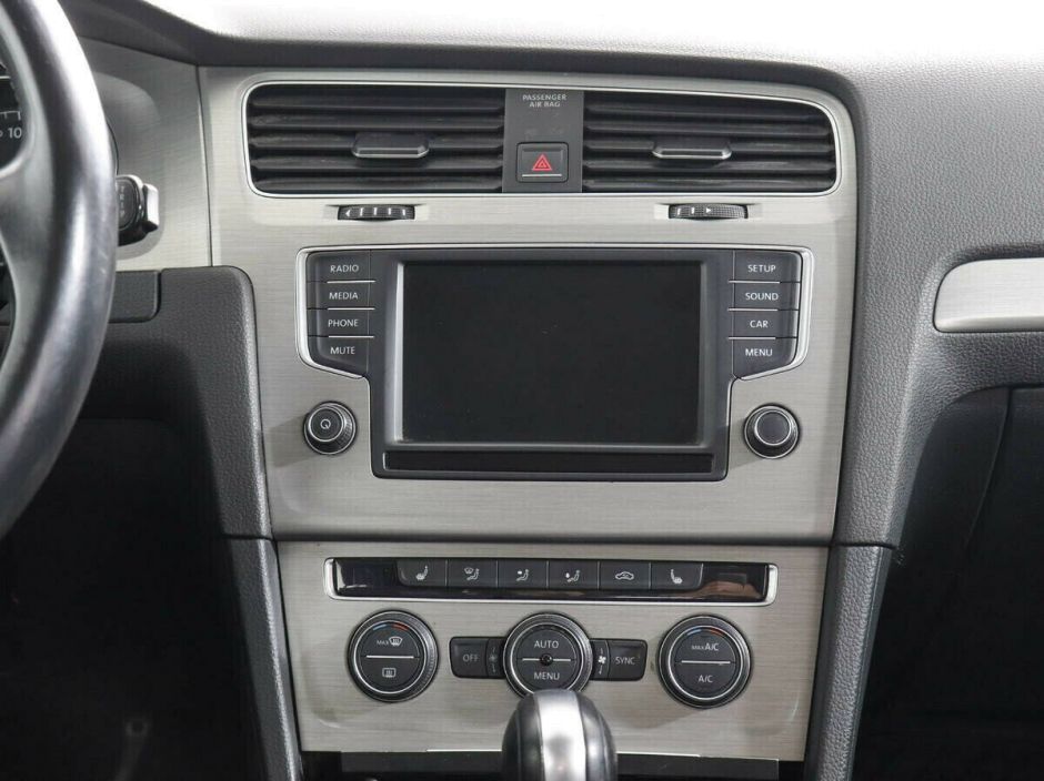 Volkswagen Golf 1.6 АКПП, 2016, 85 000 км фото 9