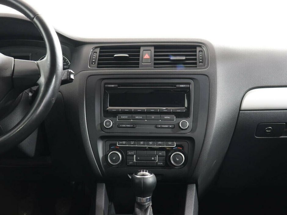 Volkswagen Jetta 1.4 МКПП, 2013, 132 000 км фото 6