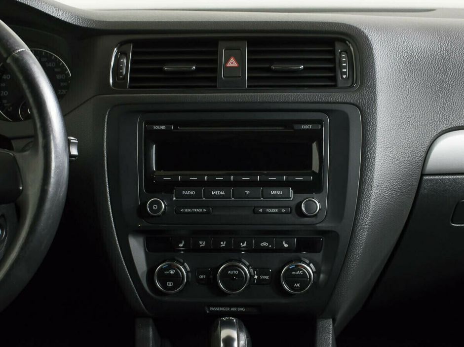 Volkswagen Jetta 1.4 РКПП, 2013, 129 000 км фото 9