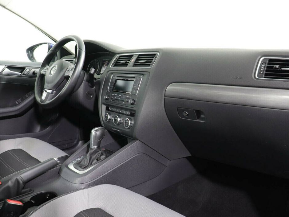 Volkswagen Jetta 1.4 РКПП, 2012, 131 000 км фото 5