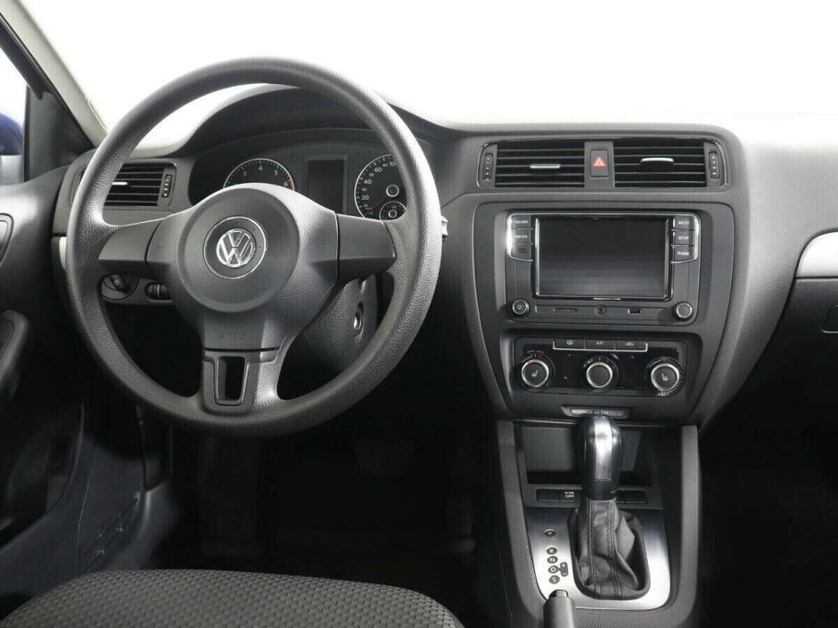 Volkswagen Jetta 1.6 АКПП, 2012, 143 000 км фото 7