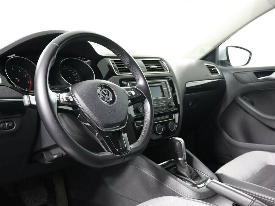 Volkswagen Jetta 1.4 РКПП, 2016, 93 000 км фото 8