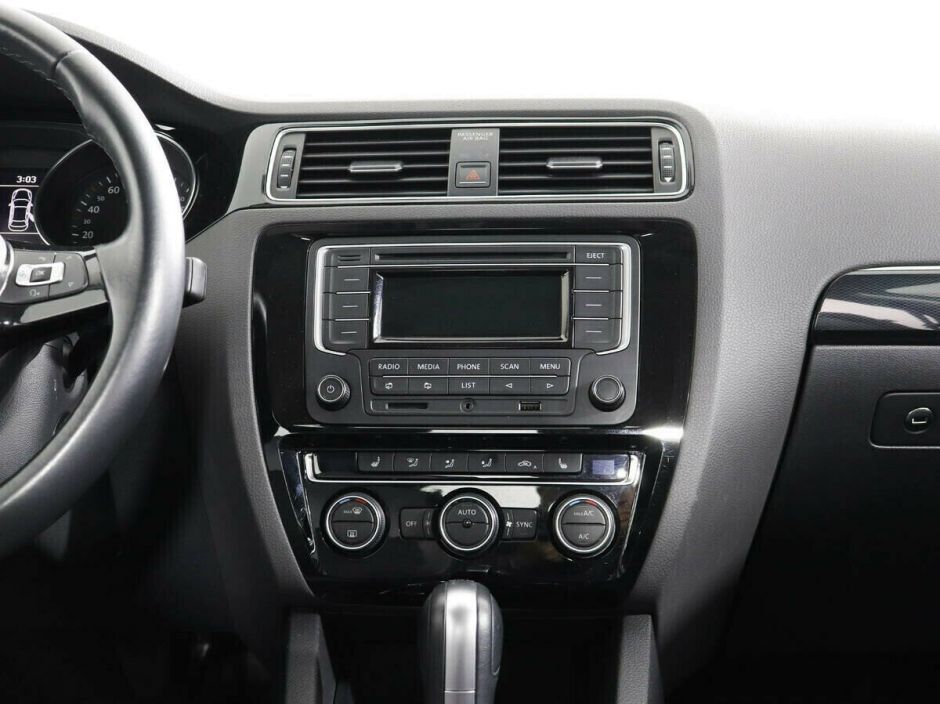 Volkswagen Jetta 1.4 РКПП, 2016, 93 000 км фото 9