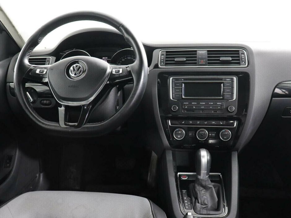 Volkswagen Jetta 1.4 РКПП, 2016, 90 000 км фото 8