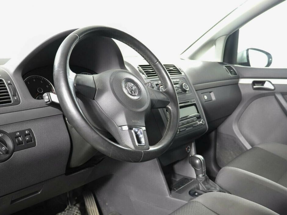 Volkswagen Touran 1.4 РКПП, 2013, 133 000 км фото 8