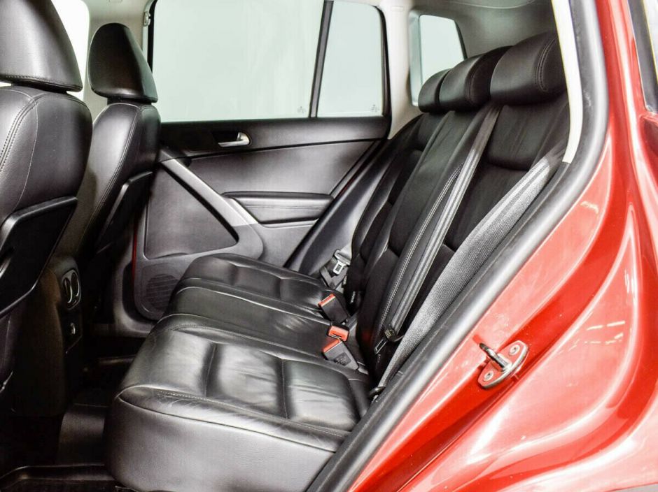 Volkswagen Tiguan 2.0 АКПП, 2010, 162 000 км фото 7
