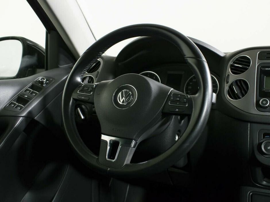 Volkswagen Tiguan 2.0 АКПП, 2011, 158 000 км фото 8