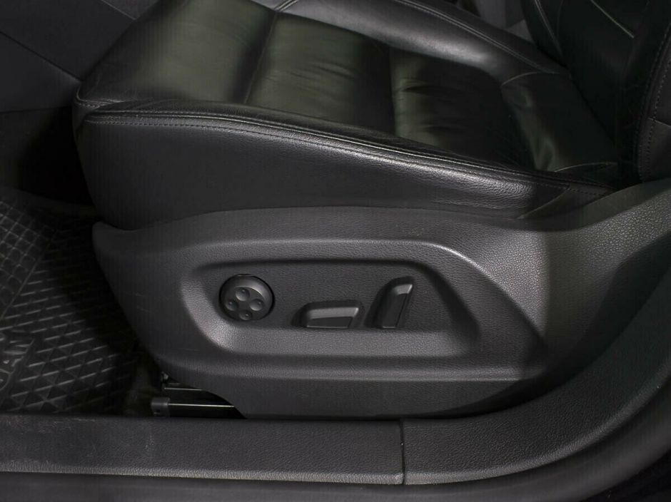 Volkswagen Tiguan 2.0 АКПП, 2011, 158 000 км фото 11