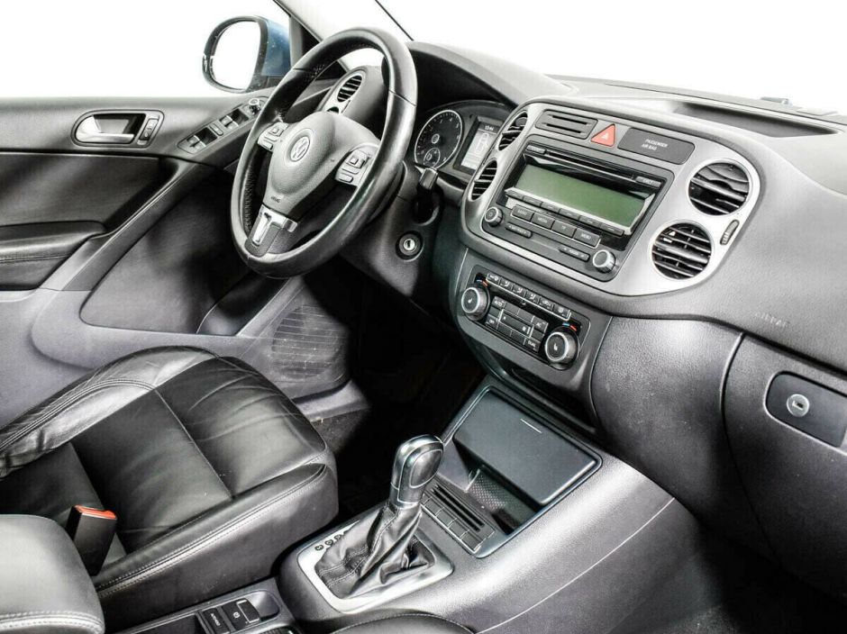 Volkswagen Tiguan 2.0 АКПП, 2010, 170 000 км фото 6