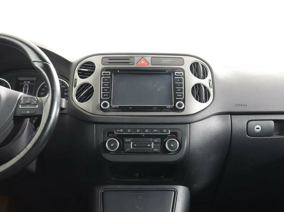 Volkswagen Tiguan 2.0 АКПП, 2008, 185 000 км фото 5