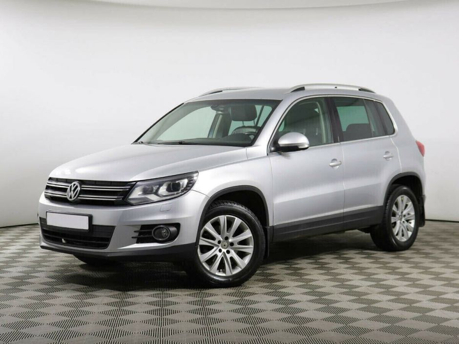 Volkswagen Tiguan 2.0 АКПП, 2015, 96 000 км фото 1