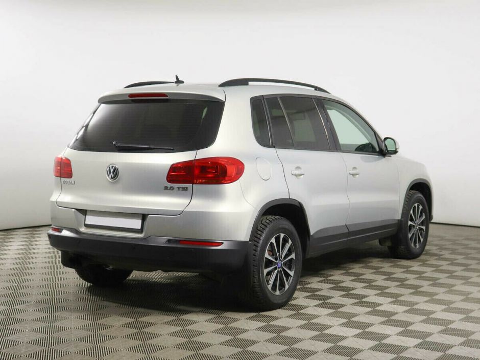 Volkswagen Tiguan 2.0 АКПП, 2013, 132 000 км фото 4