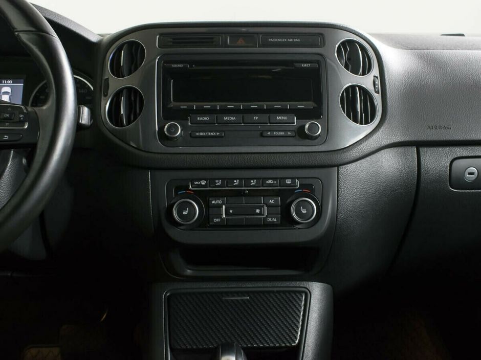 Volkswagen Tiguan 2.0 АКПП, 2012, 131 000 км фото 6